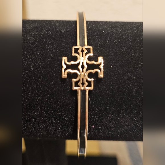Tory Burch Logo Brittin Cuff  NWT - Picture 1 of 4